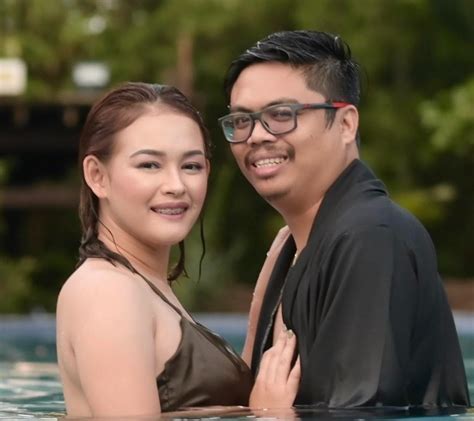 Lovely LANG Malakas .
